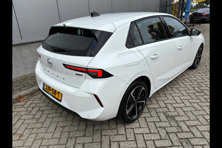 Opel Astra 1.6 Hybrid Edition Carplay Opel Astra 1.6 Hybrid Edition Carplay