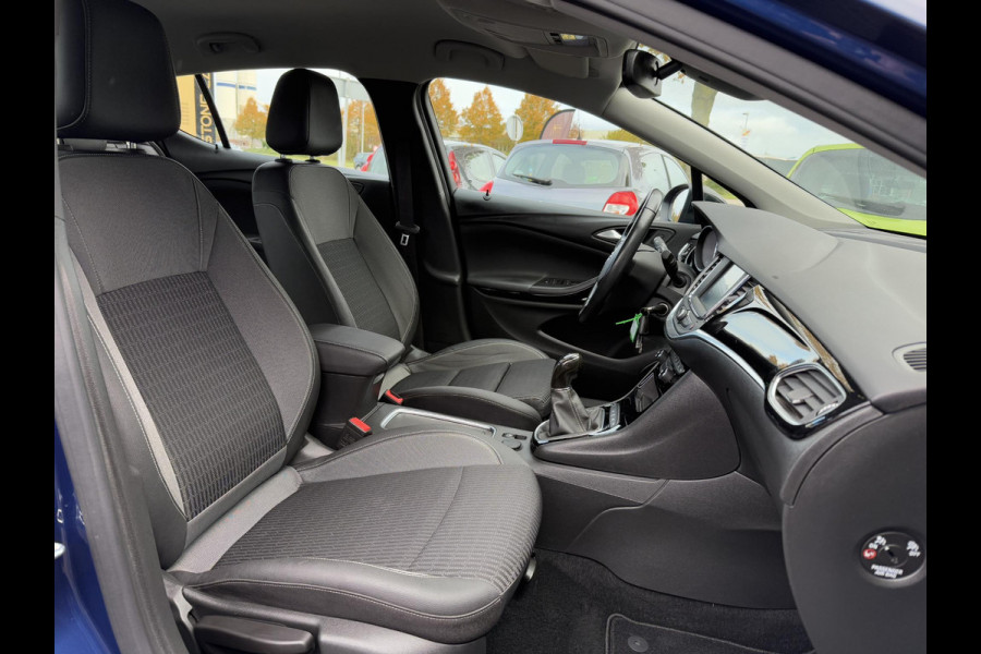 Opel Astra 1.2 Blitz Elegance 1e Eigenaar,Navi,Camera,131pk,Clima,Cruise,Lm velgen,6 Bak,Pdc V+A,Apk tot 08-2027