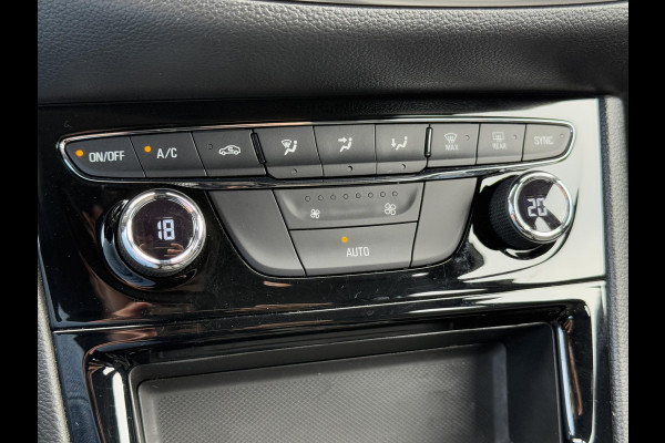 Opel Astra 1.2 Blitz Elegance 1e Eigenaar,Navi,Camera,131pk,Clima,Cruise,Lm velgen,6 Bak,Pdc V+A,Apk tot 08-2027