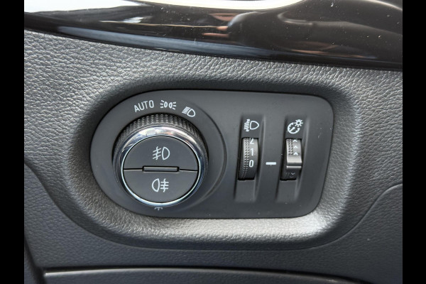 Opel Astra 1.2 Blitz Elegance 1e Eigenaar,Navi,Camera,131pk,Clima,Cruise,Lm velgen,6 Bak,Pdc V+A,Apk tot 08-2027