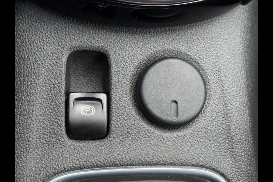 Opel Astra 1.2 Blitz Elegance 1e Eigenaar,Navi,Camera,131pk,Clima,Cruise,Lm velgen,6 Bak,Pdc V+A,Apk tot 08-2027