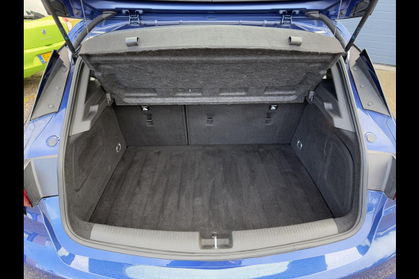 Opel Astra 1.2 Blitz Elegance 1e Eigenaar,Navi,Camera,131pk,Clima,Cruise,Lm velgen,6 Bak,Pdc V+A,Apk tot 08-2027