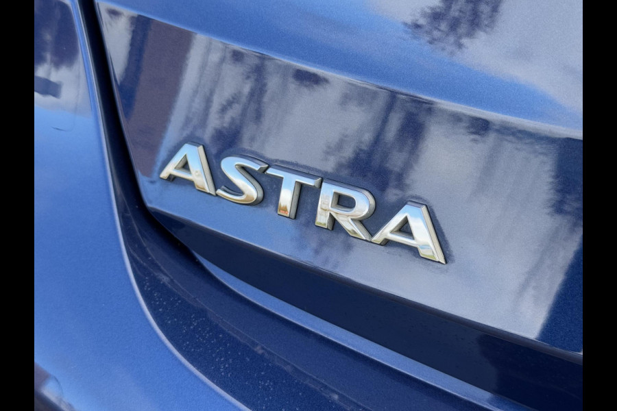 Opel Astra 1.2 Blitz Elegance 1e Eigenaar,Navi,Camera,131pk,Clima,Cruise,Lm velgen,6 Bak,Pdc V+A,Apk tot 08-2027