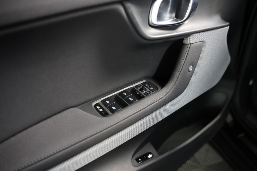 Polestar 2 Long Range Dual Motor ACC Full options Launch Edition 78kWh