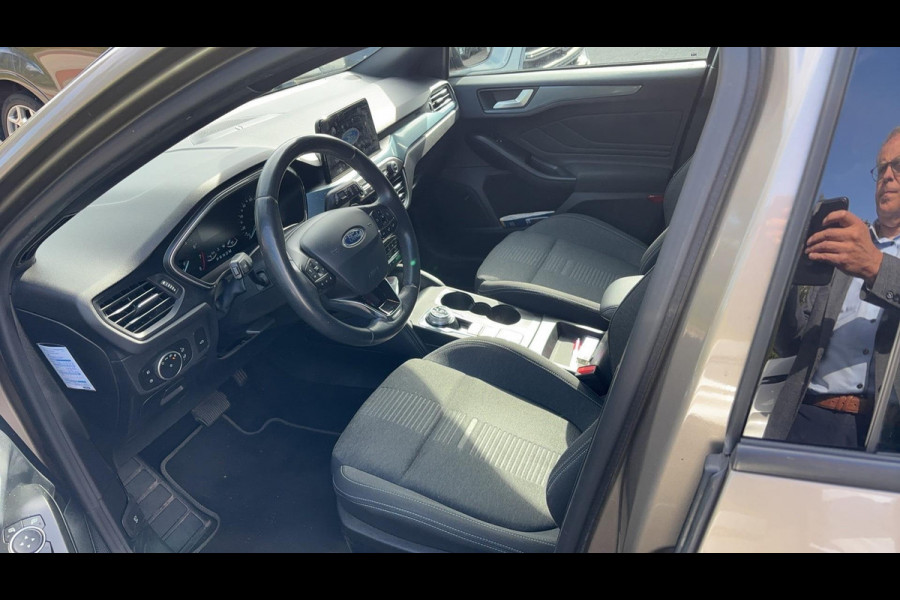Ford FOCUS Wagon 1.5 EcoBoost Active Business 150pk Trekhaak Wegklapbaar | Automaat | Adaptieve Cruise | Winterpack | Achteruitrijcamera | Dodehoeksensoren | 1e Eigenaar