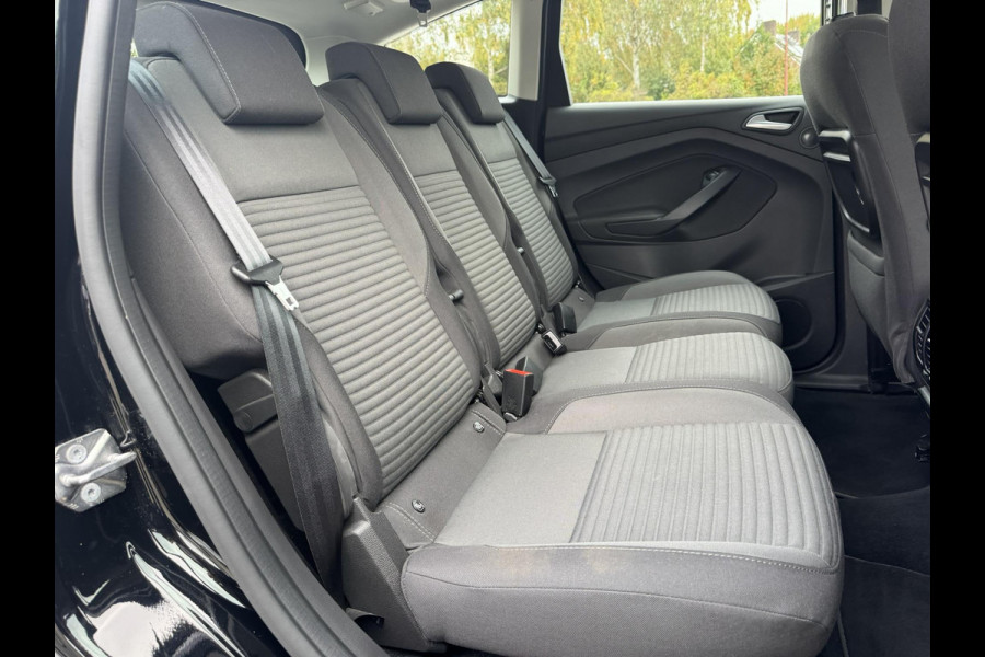 Ford C-MAX 1.5 Titanium 150pk Trekhaak | Achteruitrijcamera | Stoelverwarming | Climate control | Voorruit verwarming | 1.500kg Trekgewicht!