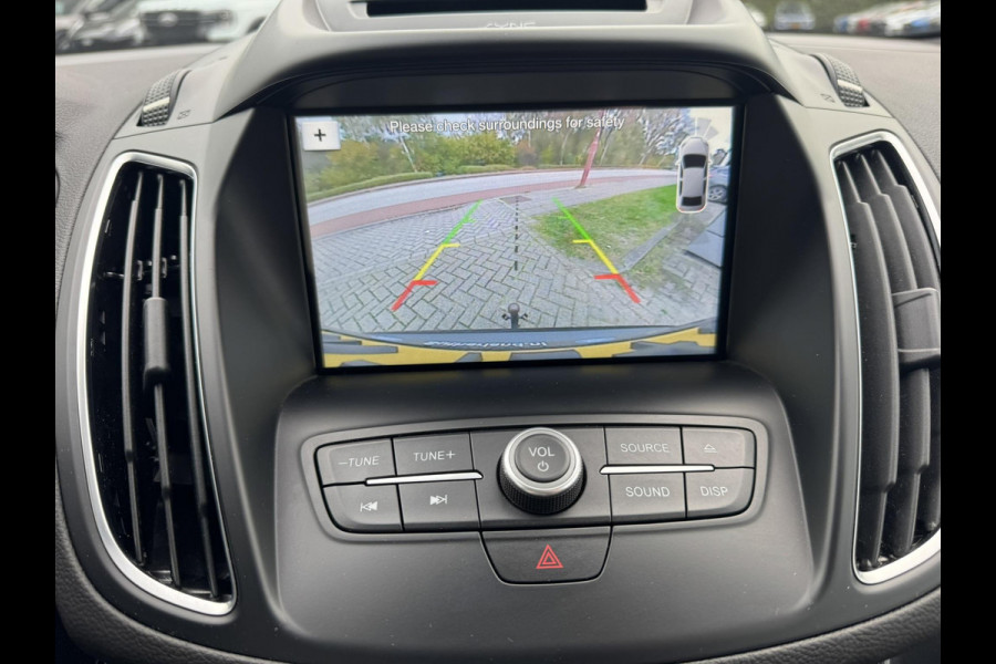 Ford C-MAX 1.5 Titanium 150pk Trekhaak | Achteruitrijcamera | Stoelverwarming | Climate control | Voorruit verwarming | 1.500kg Trekgewicht!