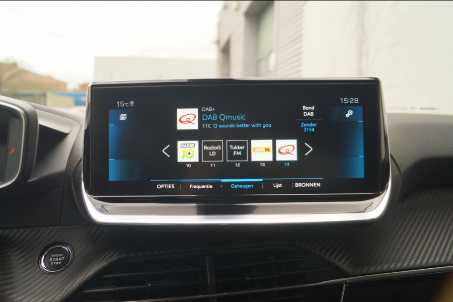 Peugeot 2008 1.5 HDi 110pk Allure -NAVI-ECC-PDC-TREKHAAK- Peugeot 2008 1.5 HDi 110pk Allure -NAVI-ECC-PDC-TREKHAAK-