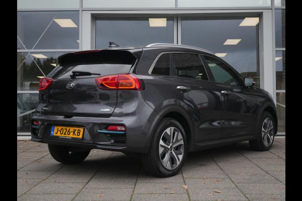 Kia e-Niro ExecutiveLine 64 kWh | 3Fase | Cruise | Clima | Carplay | Navi | Stoelverwarming-ventilatie |