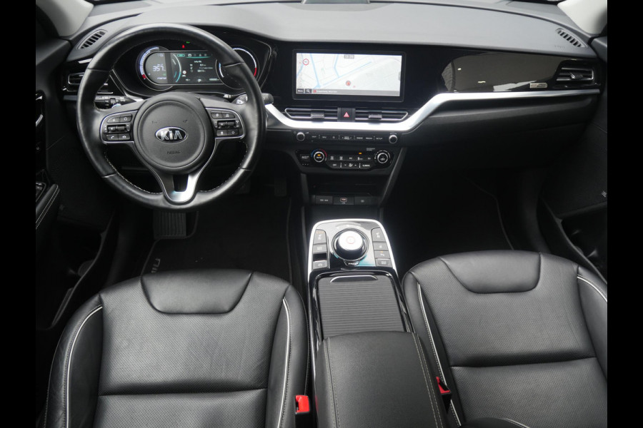 Kia e-Niro ExecutiveLine 64 kWh | 3Fase | Cruise | Clima | Carplay | Navi | Stoelverwarming-ventilatie |