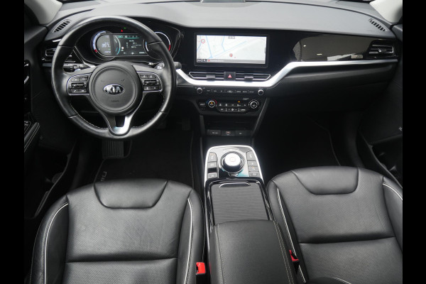 Kia e-Niro ExecutiveLine 64 kWh | 3Fase | Cruise | Clima | Carplay | Navi | Stoelverwarming-ventilatie |