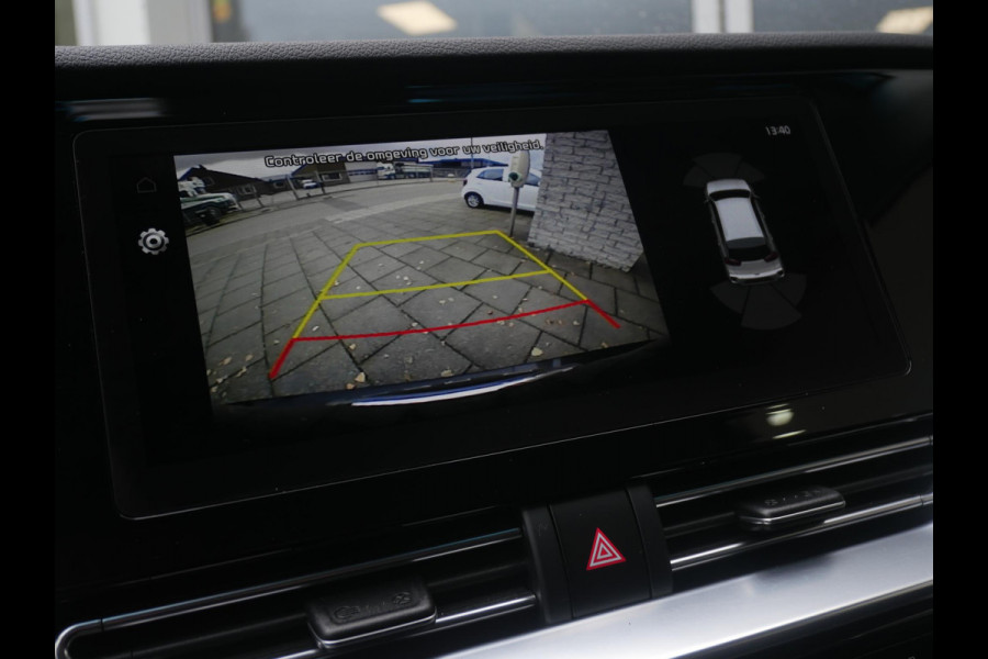 Kia e-Niro ExecutiveLine 64 kWh | 3Fase | Cruise | Clima | Carplay | Navi | Stoelverwarming-ventilatie |
