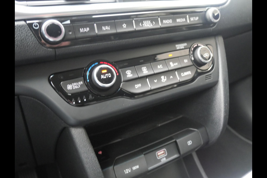 Kia e-Niro ExecutiveLine 64 kWh | 3Fase | Cruise | Clima | Carplay | Navi | Stoelverwarming-ventilatie |