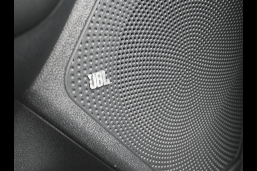 Kia e-Niro ExecutiveLine 64 kWh | 3Fase | Cruise | Clima | Carplay | Navi | Stoelverwarming-ventilatie |