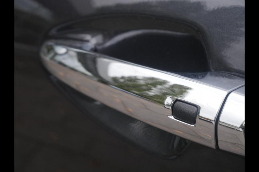 Kia e-Niro ExecutiveLine 64 kWh | 3Fase | Cruise | Clima | Carplay | Navi | Stoelverwarming-ventilatie |