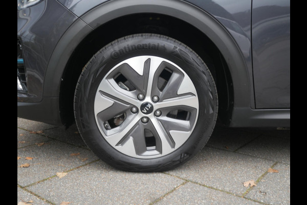 Kia e-Niro ExecutiveLine 64 kWh | 3Fase | Cruise | Clima | Carplay | Navi | Stoelverwarming-ventilatie |