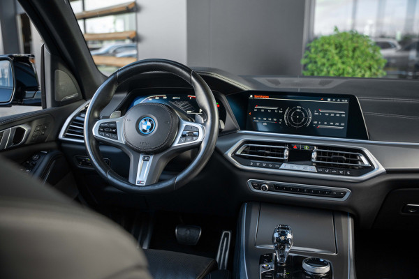 BMW X5 xDrive45e High Executive - M Sport | Maxton Pakket | Panorama | Stoelkoeling & Massage | Elek. Trekhaak BMW X5 xDrive45e High Executive - M Sport | Maxton Pakket | Panorama | Stoelkoeling & Massage | Elek. Trekhaak