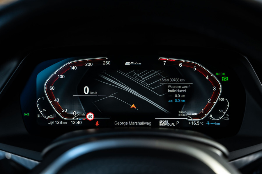 BMW X5 xDrive45e High Executive - M Sport | Maxton Pakket | Panorama | Stoelkoeling & Massage | Elek. Trekhaak BMW X5 xDrive45e High Executive - M Sport | Maxton Pakket | Panorama | Stoelkoeling & Massage | Elek. Trekhaak