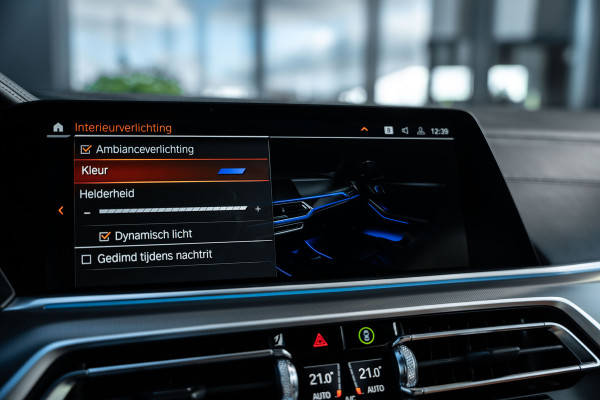 BMW X5 xDrive45e High Executive - M Sport | Maxton Pakket | Panorama | Stoelkoeling & Massage | Elek. Trekhaak BMW X5 xDrive45e High Executive - M Sport | Maxton Pakket | Panorama | Stoelkoeling & Massage | Elek. Trekhaak