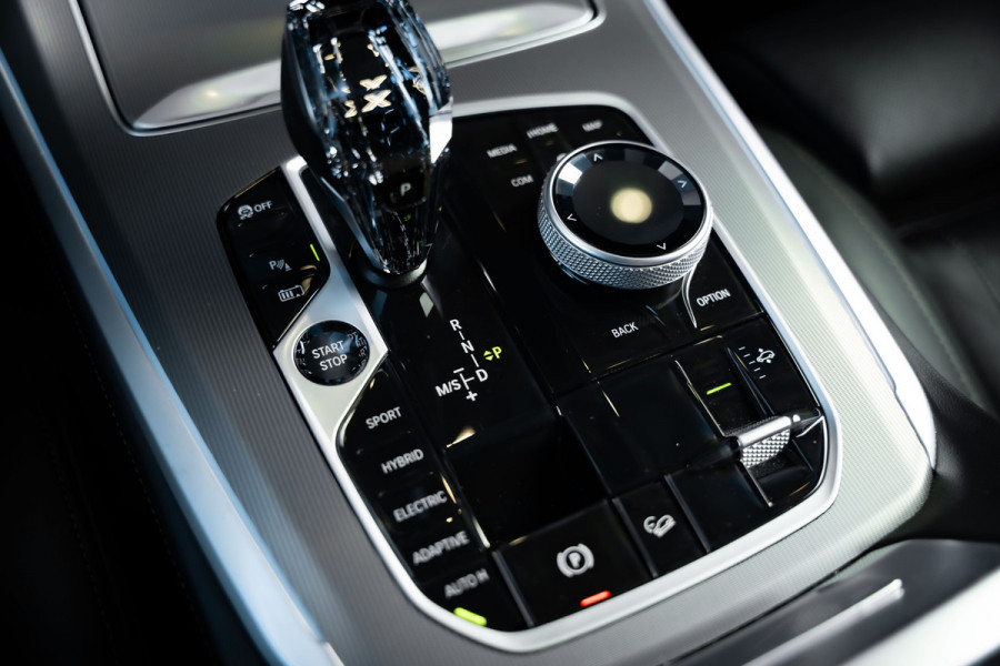 BMW X5 xDrive45e High Executive - M Sport | Maxton Pakket | Panorama | Stoelkoeling & Massage | Elek. Trekhaak BMW X5 xDrive45e High Executive - M Sport | Maxton Pakket | Panorama | Stoelkoeling & Massage | Elek. Trekhaak