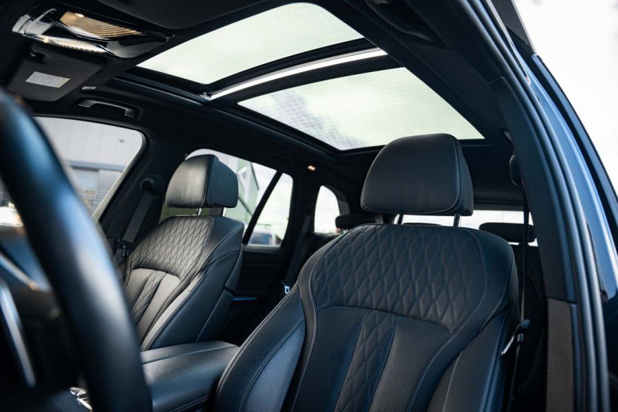 BMW X5 xDrive45e High Executive - M Sport | Maxton Pakket | Panorama | Stoelkoeling & Massage | Elek. Trekhaak BMW X5 xDrive45e High Executive - M Sport | Maxton Pakket | Panorama | Stoelkoeling & Massage | Elek. Trekhaak