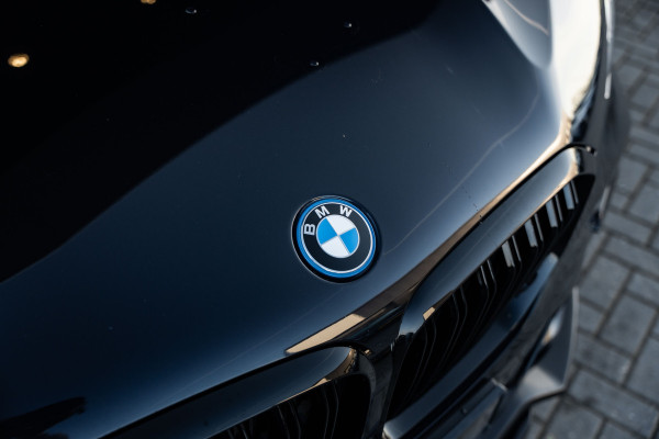 BMW X5 xDrive45e High Executive - M Sport | Maxton Pakket | Panorama | Stoelkoeling & Massage | Elek. Trekhaak BMW X5 xDrive45e High Executive - M Sport | Maxton Pakket | Panorama | Stoelkoeling & Massage | Elek. Trekhaak