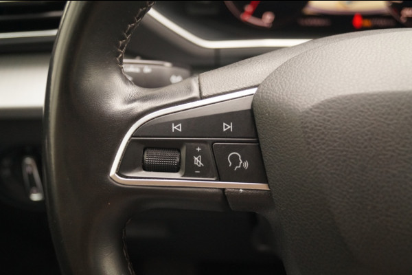 Seat Tarraco 1.5 TSI 150pk Style 7-persoons -LED-NAVI-ECC-PDC-