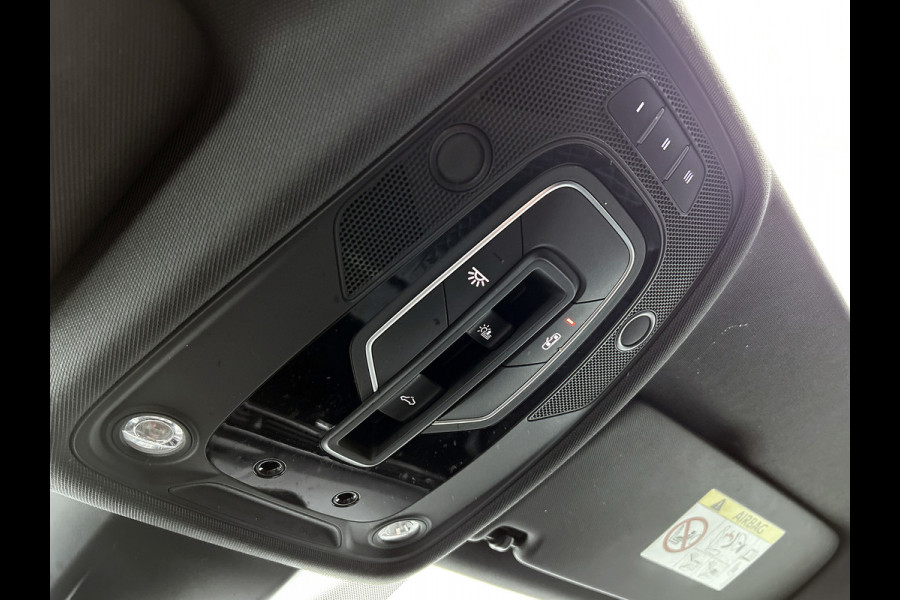 Audi A4 Avant 3.0 TFSI S4 quattro Pro Line Plus(Dealer OnderH, Pano, Camera, Digitale Dash, StoelV, Navi, Adaptieve Cruise, Etc) Audi A4 Avant 3.0 TFSI S4 quattro Pro Line Plus(Dealer OnderH, Pano, Camera, Digitale Dash, StoelV, Navi, Adaptieve Cruise, Etc)