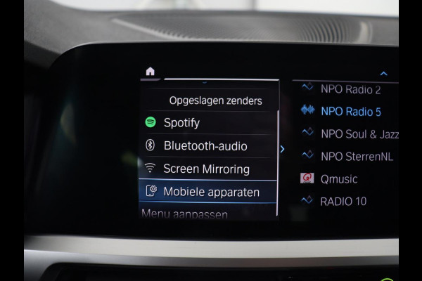 BMW 3-serie 330e Sport Line | Stoelverwarming | Carplay | Sportstoelen | Half leder | Camera | Navigatie | Live Cockpit | DAB | Full LED | Park Assist | Navigatie | Climate control | PHEV | Plug In