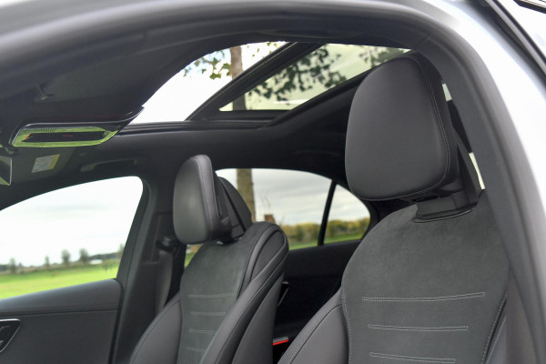 Mercedes-Benz C-Klasse 180 AMG Night ed. Pano, Memory, 360, Dodeh, Sfeer, CarPlay!