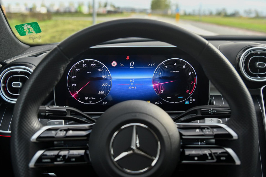 Mercedes-Benz C-Klasse 180 AMG Night ed. Pano, Memory, 360, Dodeh, Sfeer, CarPlay!