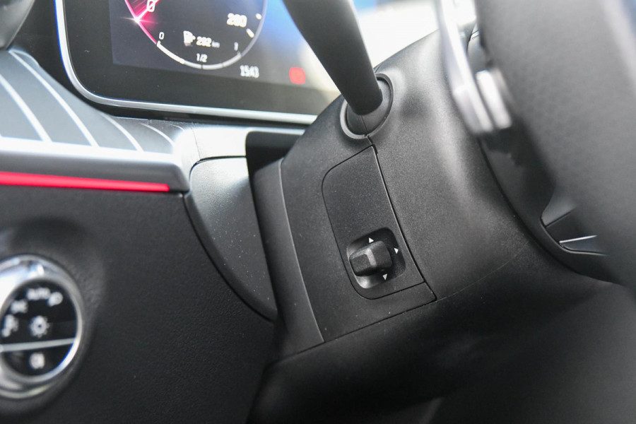 Mercedes-Benz C-Klasse 180 AMG Night ed. Pano, Memory, 360, Dodeh, Sfeer, CarPlay!