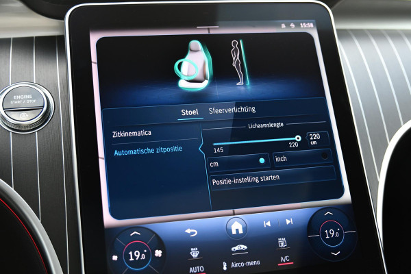 Mercedes-Benz C-Klasse 180 AMG Night ed. Pano, Memory, 360, Dodeh, Sfeer, CarPlay!