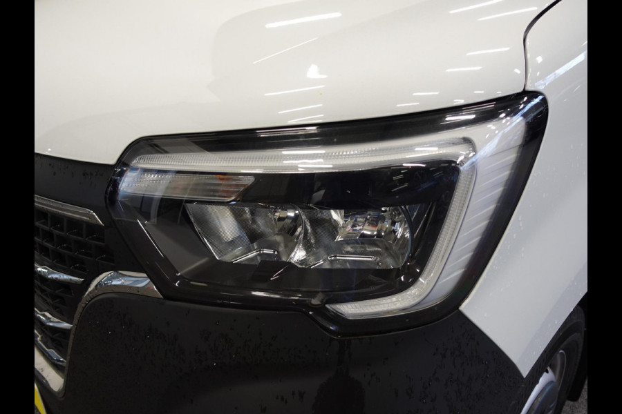 Renault Master T33 2.3 dCi 135 L2H2 BPM VRIJ! Airco Cruise control Parkeersensoren Navigatie Trekhaak Renault Master T33 2.3 dCi 135 L2H2 BPM VRIJ! Airco Cruise control Parkeersensoren Navigatie Trekhaak