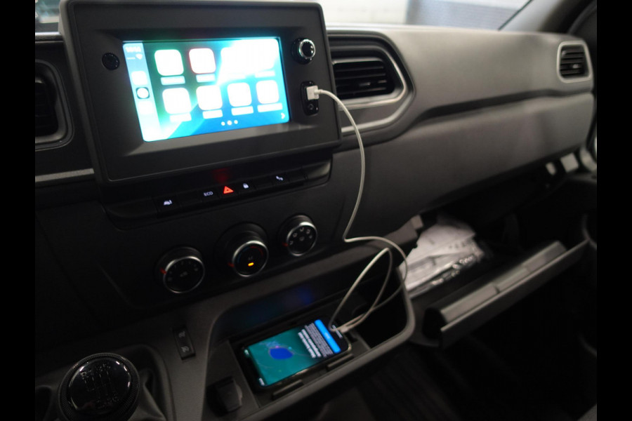 Renault Master T33 2.3 dCi 135 L2H2 BPM VRIJ! Airco Cruise control Parkeersensoren Navigatie Trekhaak Renault Master T33 2.3 dCi 135 L2H2 BPM VRIJ! Airco Cruise control Parkeersensoren Navigatie Trekhaak