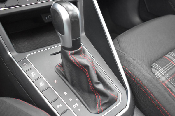 Volkswagen Polo 2.0 TSI GTI Pano DSG Virtual Stoelvw Volkswagen Polo 2.0 TSI GTI Pano DSG Virtual Stoelvw