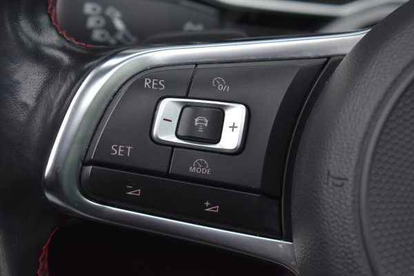 Volkswagen Polo 2.0 TSI GTI Pano DSG Virtual Stoelvw Volkswagen Polo 2.0 TSI GTI Pano DSG Virtual Stoelvw