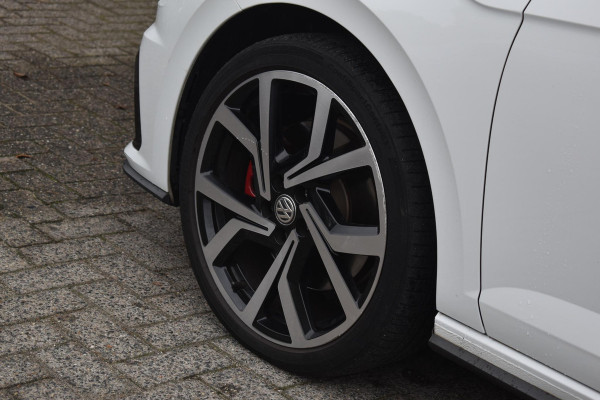 Volkswagen Polo 2.0 TSI GTI Pano DSG Virtual Stoelvw Volkswagen Polo 2.0 TSI GTI Pano DSG Virtual Stoelvw