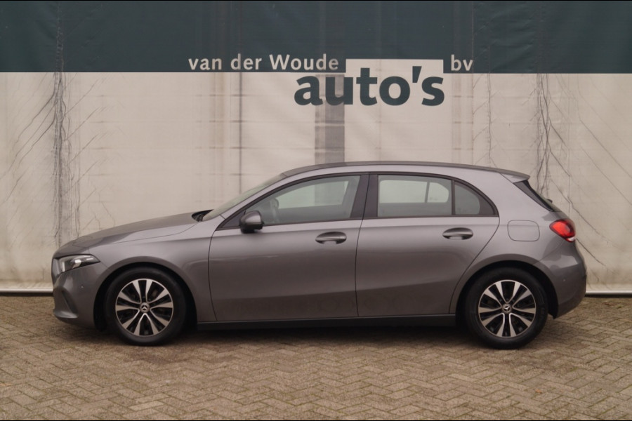 Mercedes-Benz A-Klasse 160 Business Solution -NAVI-ECC-PDC-CAM- Mercedes-Benz A-Klasse 160 Business Solution -NAVI-ECC-PDC-CAM-