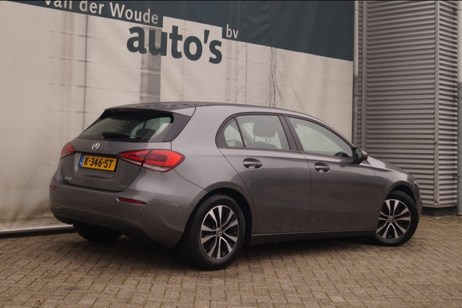 Mercedes-Benz A-Klasse 160 Business Solution -NAVI-ECC-PDC-CAM- Mercedes-Benz A-Klasse 160 Business Solution -NAVI-ECC-PDC-CAM-