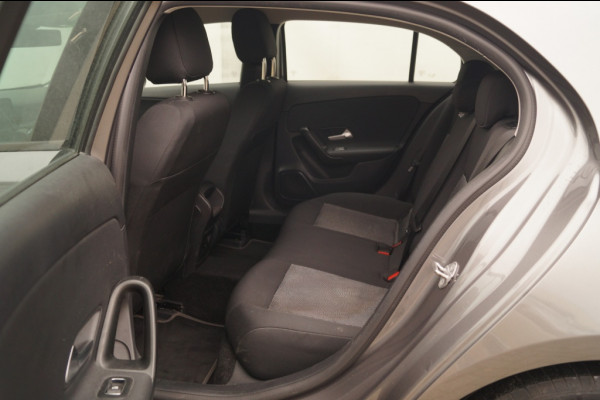 Mercedes-Benz A-Klasse 160 Business Solution -NAVI-ECC-PDC-CAM- Mercedes-Benz A-Klasse 160 Business Solution -NAVI-ECC-PDC-CAM-