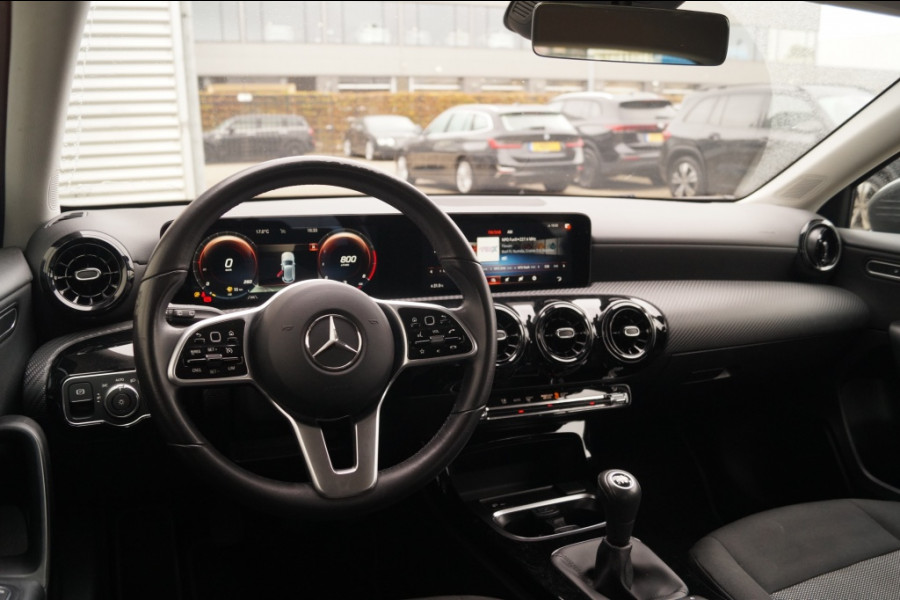 Mercedes-Benz A-Klasse 160 Business Solution -NAVI-ECC-PDC-CAM- Mercedes-Benz A-Klasse 160 Business Solution -NAVI-ECC-PDC-CAM-