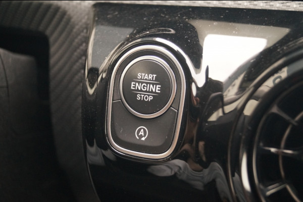 Mercedes-Benz A-Klasse 160 Business Solution -NAVI-ECC-PDC-CAM- Mercedes-Benz A-Klasse 160 Business Solution -NAVI-ECC-PDC-CAM-