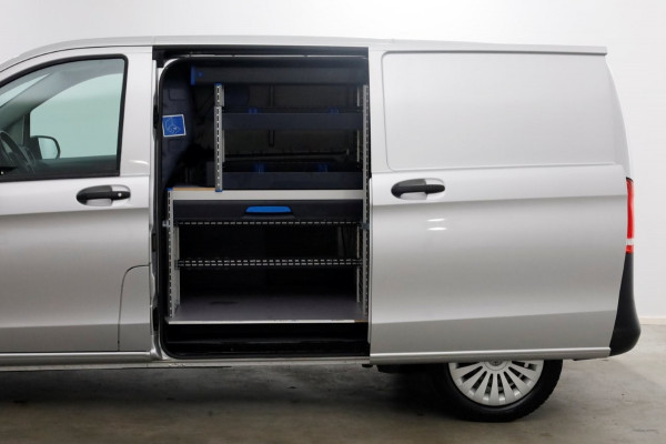 Mercedes-Benz Vito 114 CDI 136pk Compact 9G Automaat 2x Schuifdeur/LED/Camera/Inrichting 05-2022 Mercedes-Benz Vito 114 CDI 136pk Compact 9G Automaat 2x Schuifdeur/LED/Camera/Inrichting 05-2022
