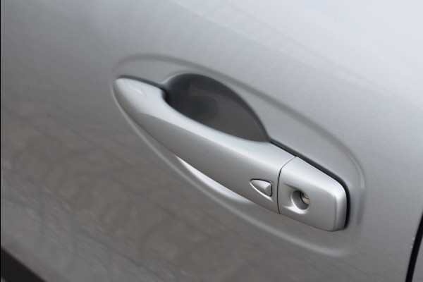 Renault Kadjar 1.3 TCe Black Edit. Automaat. Camera. Climate control.