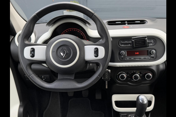 Renault Twingo 1.0 SCe Collection 2e Eigenaar,Airco,N.A.P,Zeer Zuinig,Weinig km,Apk tot 04-2026 Renault Twingo 1.0 SCe Collection 2e Eigenaar,Airco,N.A.P,Zeer Zuinig,Weinig km,Apk tot 04-2026