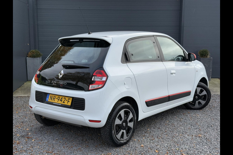 Renault Twingo 1.0 SCe Collection 2e Eigenaar,Airco,N.A.P,Zeer Zuinig,Weinig km,Apk tot 04-2026 Renault Twingo 1.0 SCe Collection 2e Eigenaar,Airco,N.A.P,Zeer Zuinig,Weinig km,Apk tot 04-2026