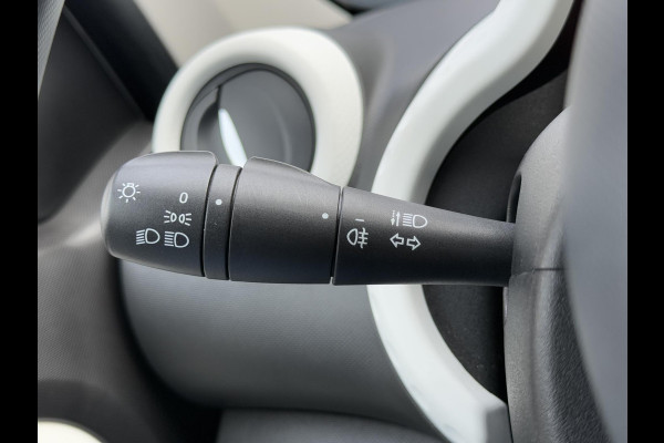 Renault Twingo 1.0 SCe Collection 2e Eigenaar,Airco,N.A.P,Zeer Zuinig,Weinig km,Apk tot 04-2026 Renault Twingo 1.0 SCe Collection 2e Eigenaar,Airco,N.A.P,Zeer Zuinig,Weinig km,Apk tot 04-2026