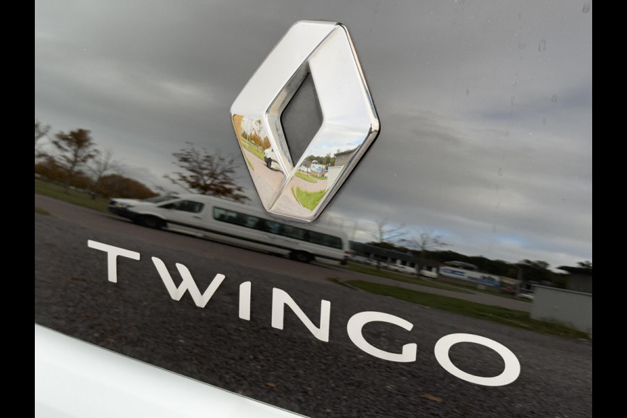 Renault Twingo 1.0 SCe Collection 2e Eigenaar,Airco,N.A.P,Zeer Zuinig,Weinig km,Apk tot 04-2026 Renault Twingo 1.0 SCe Collection 2e Eigenaar,Airco,N.A.P,Zeer Zuinig,Weinig km,Apk tot 04-2026