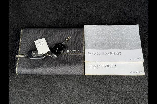 Renault Twingo 1.0 SCe Collection 2e Eigenaar,Airco,N.A.P,Zeer Zuinig,Weinig km,Apk tot 04-2026 Renault Twingo 1.0 SCe Collection 2e Eigenaar,Airco,N.A.P,Zeer Zuinig,Weinig km,Apk tot 04-2026